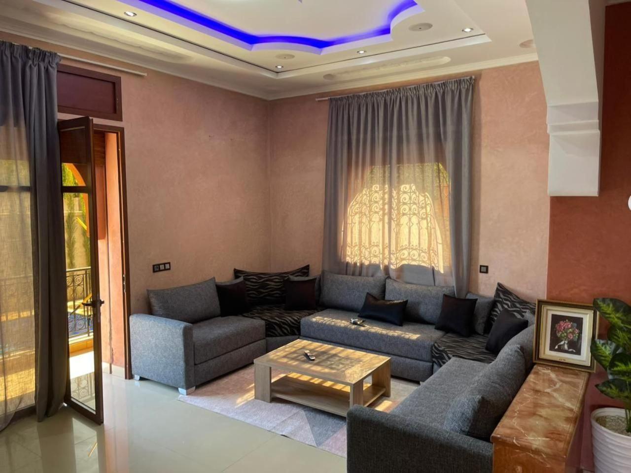 Villa Marrakech Rimass - 7 Chambres Dont 6 Suites Luxe, Piscine Privee & Jardins Villa *