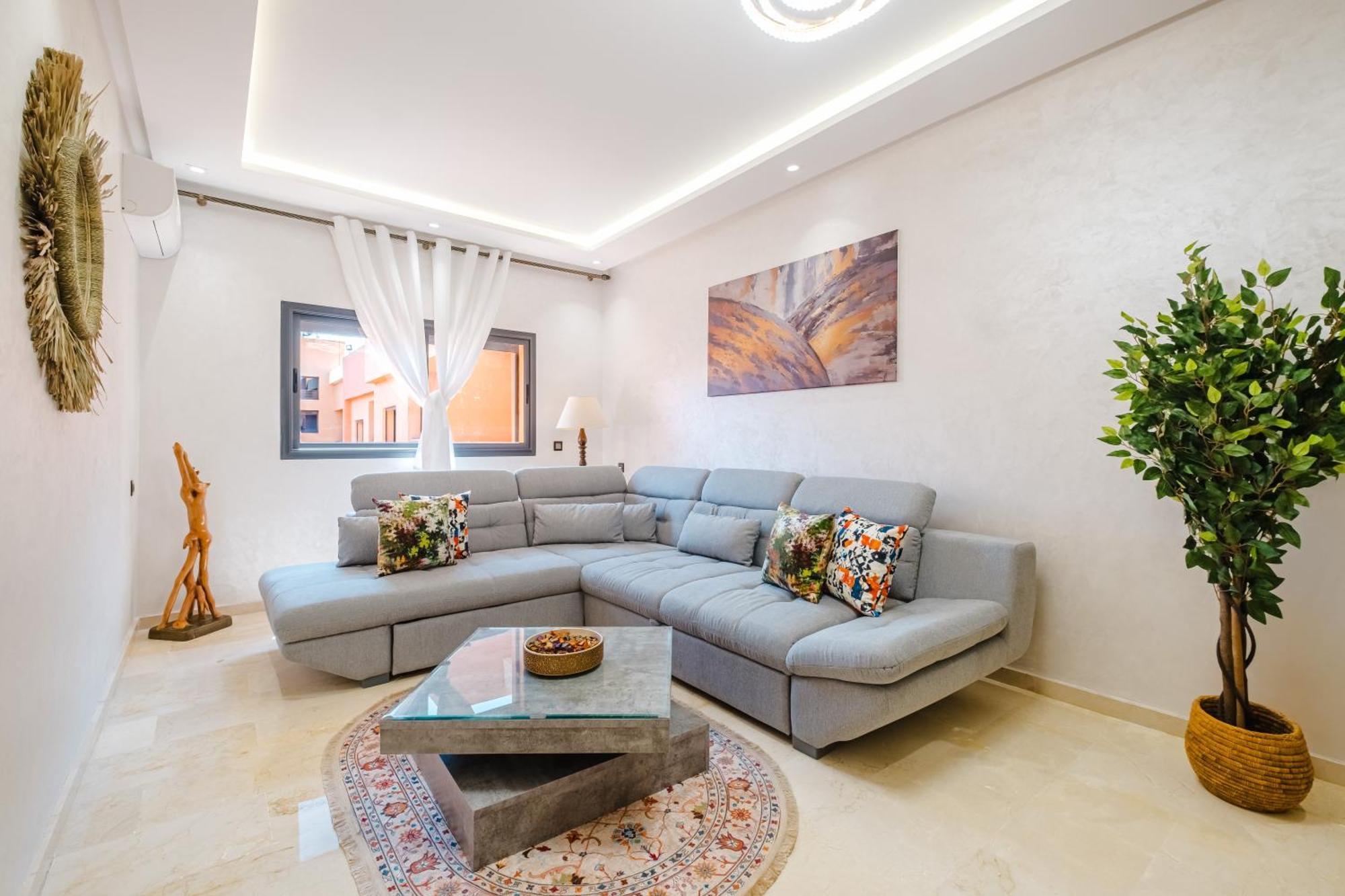 Apartment Charming Near M Avenue Pool, Parking *