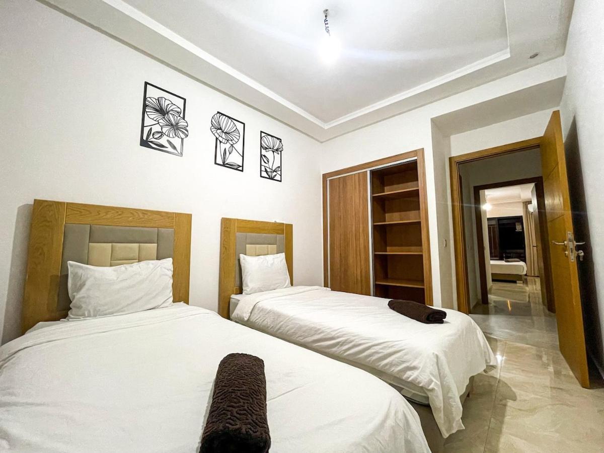 Luxury Aprt 2-bedrooms-pool Hivernage Centre-free Parking Apartamento *