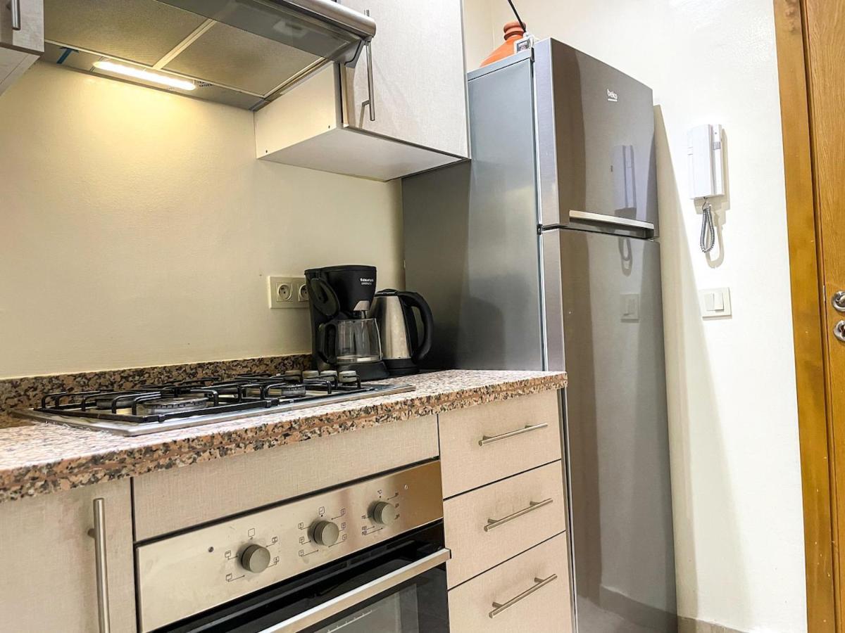 Luxury Aprt 2-bedrooms-pool Hivernage Centre-free Parking Apartamento