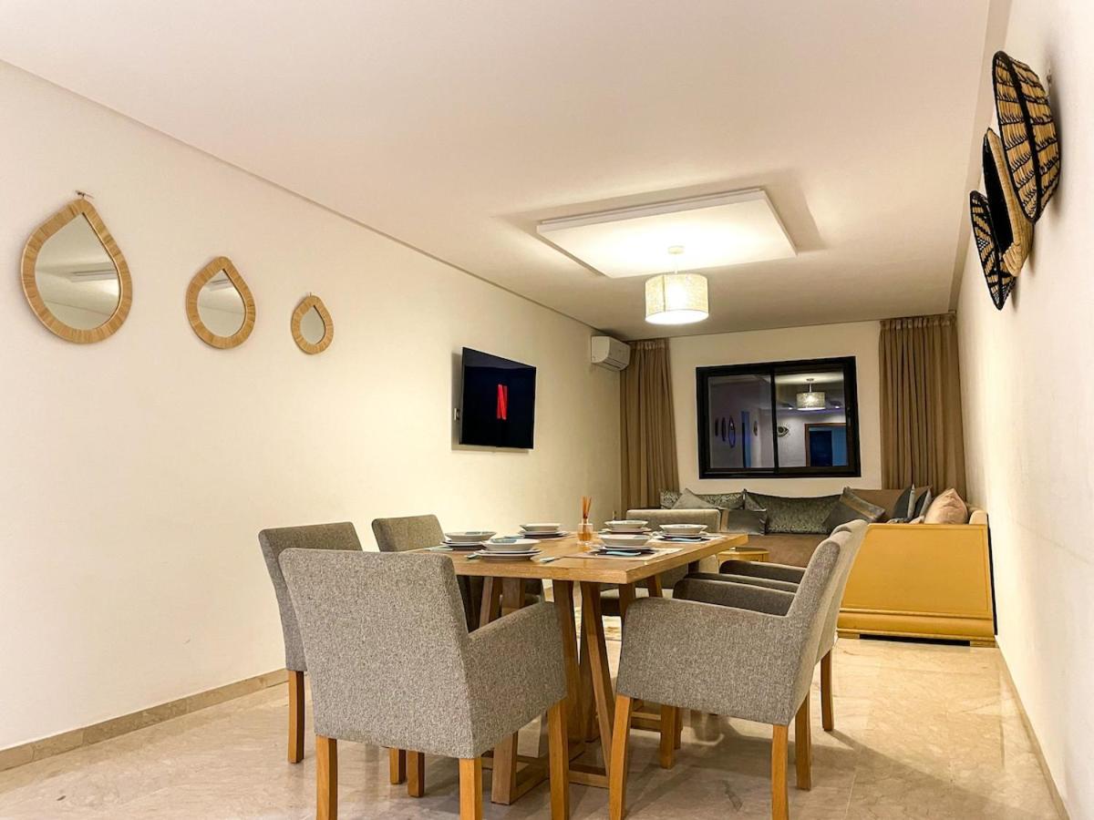 Luxury Aprt 2-bedrooms-pool Hivernage Centre-free Parking Apartamento