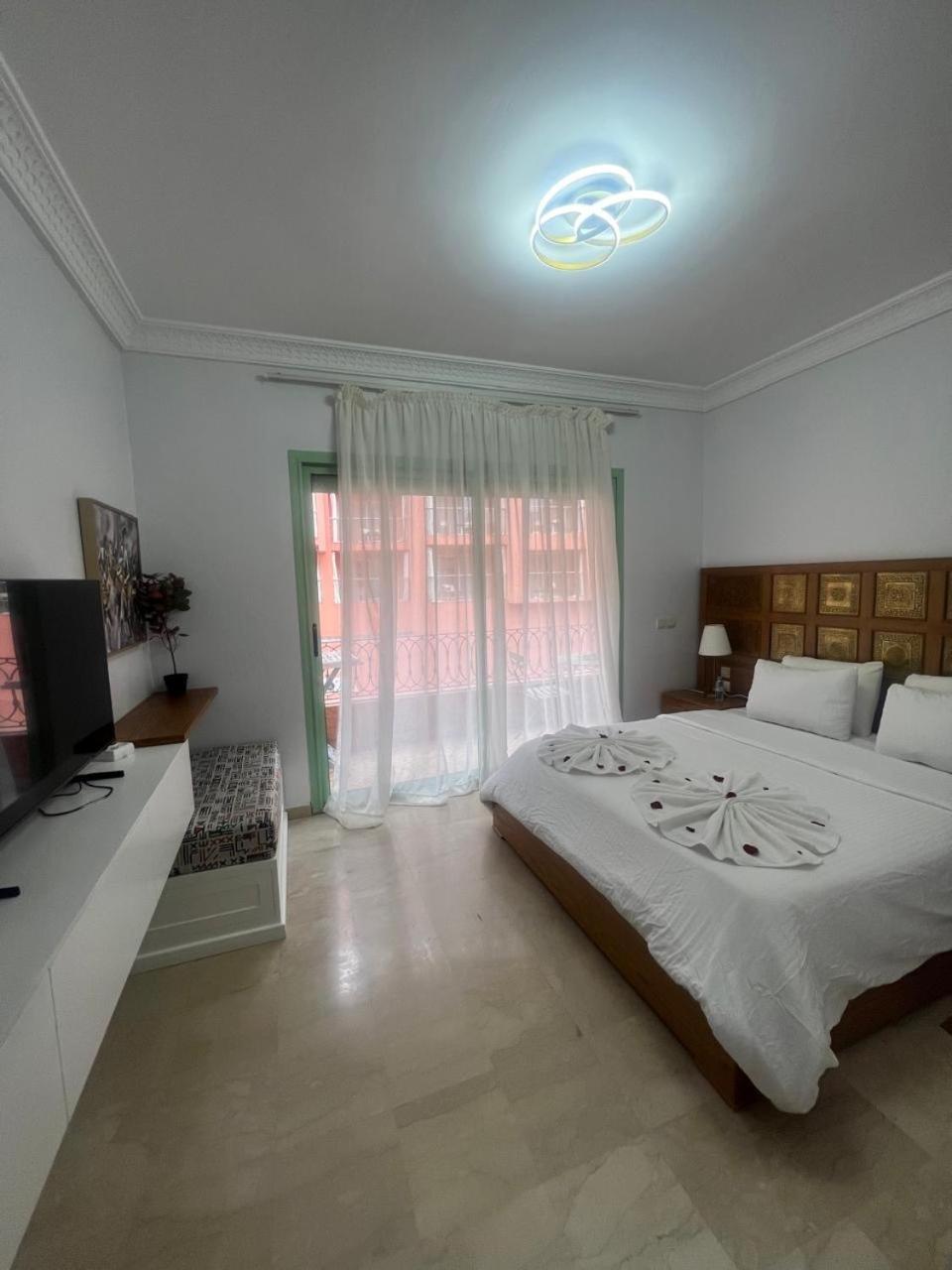 Appartement Bel Meuble Avec Piscine, L'hivernage A Marrakech