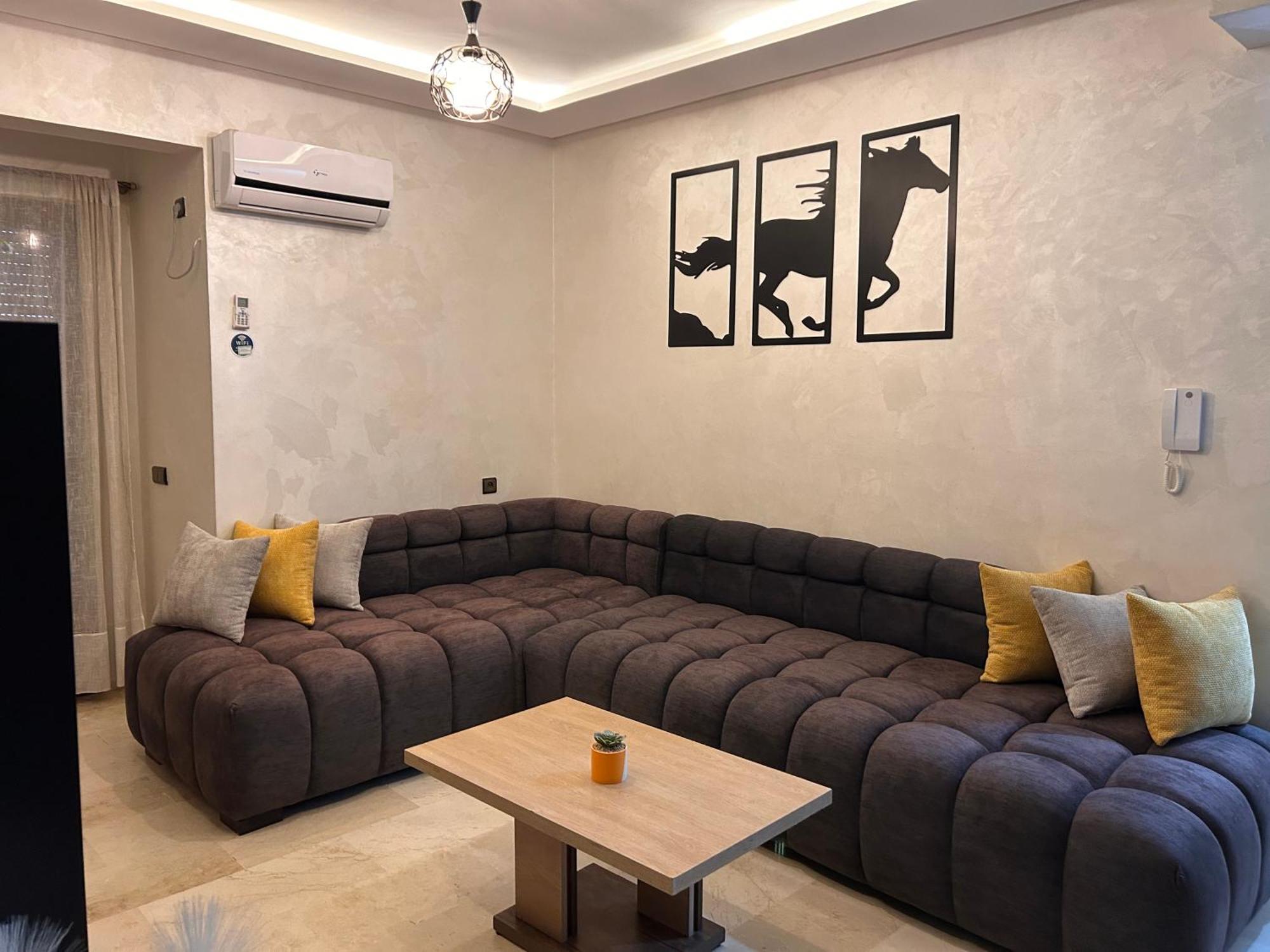 Apartment Noor 5 *