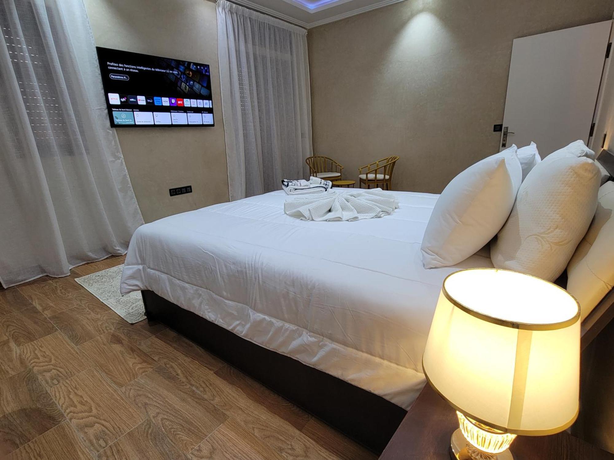 Villa Villa Marrakech Rimass - 7 Chambres Dont 6 Suites Luxe, Piscine Privee & Jardins *