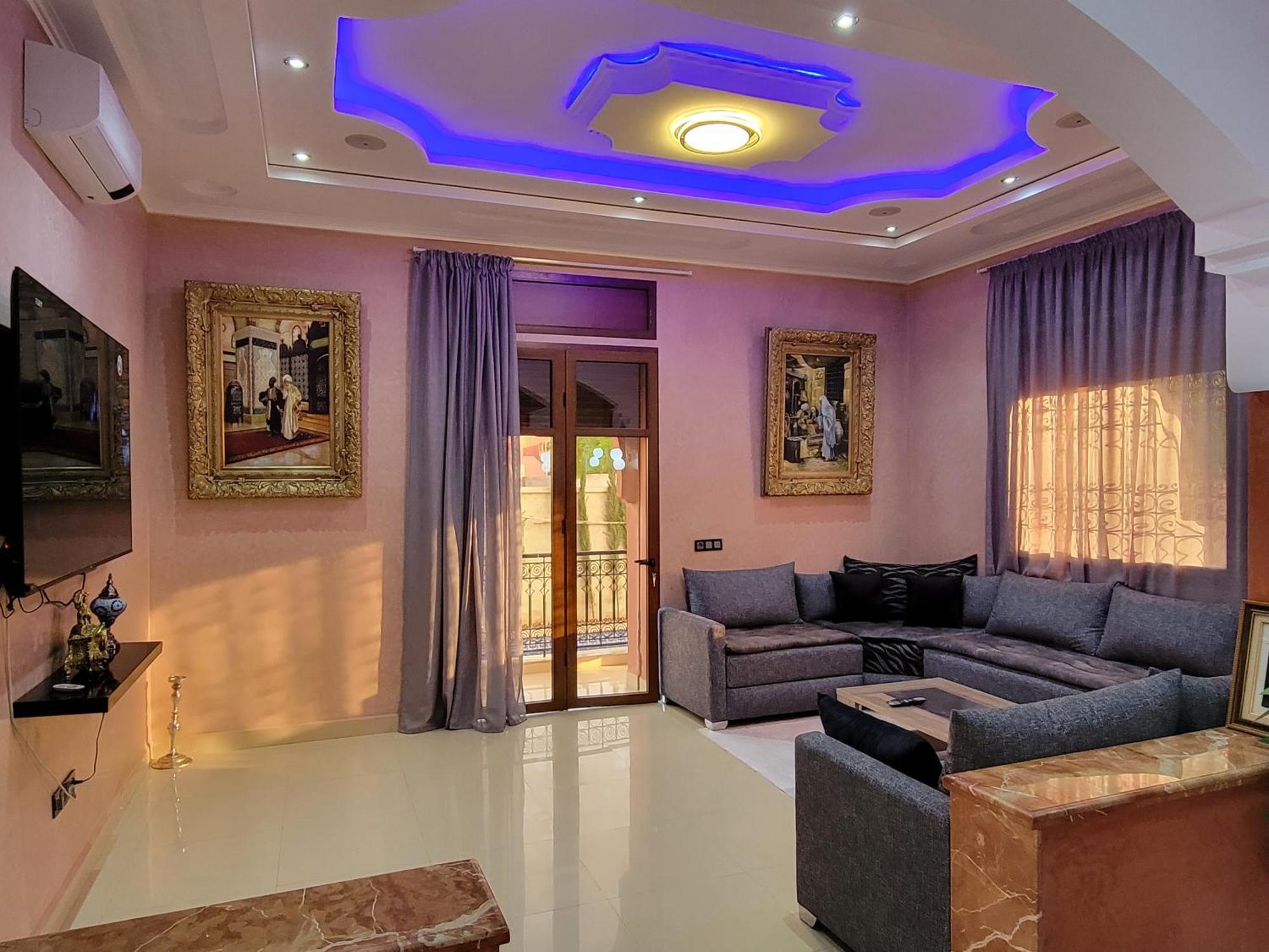 Villa Marrakech Rimass - 7 Chambres Dont 6 Suites Luxe, Piscine Privee & Jardins Villa *