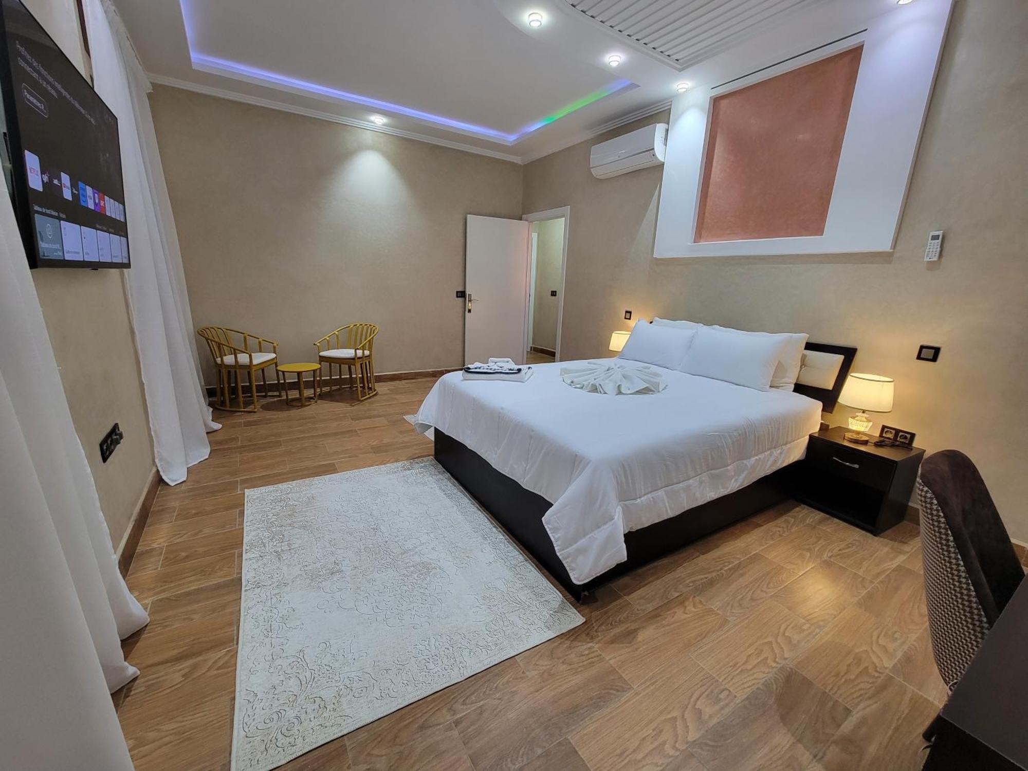 Villa Villa Marrakech Rimass - 7 Chambres Dont 6 Suites Luxe, Piscine Privee & Jardins *