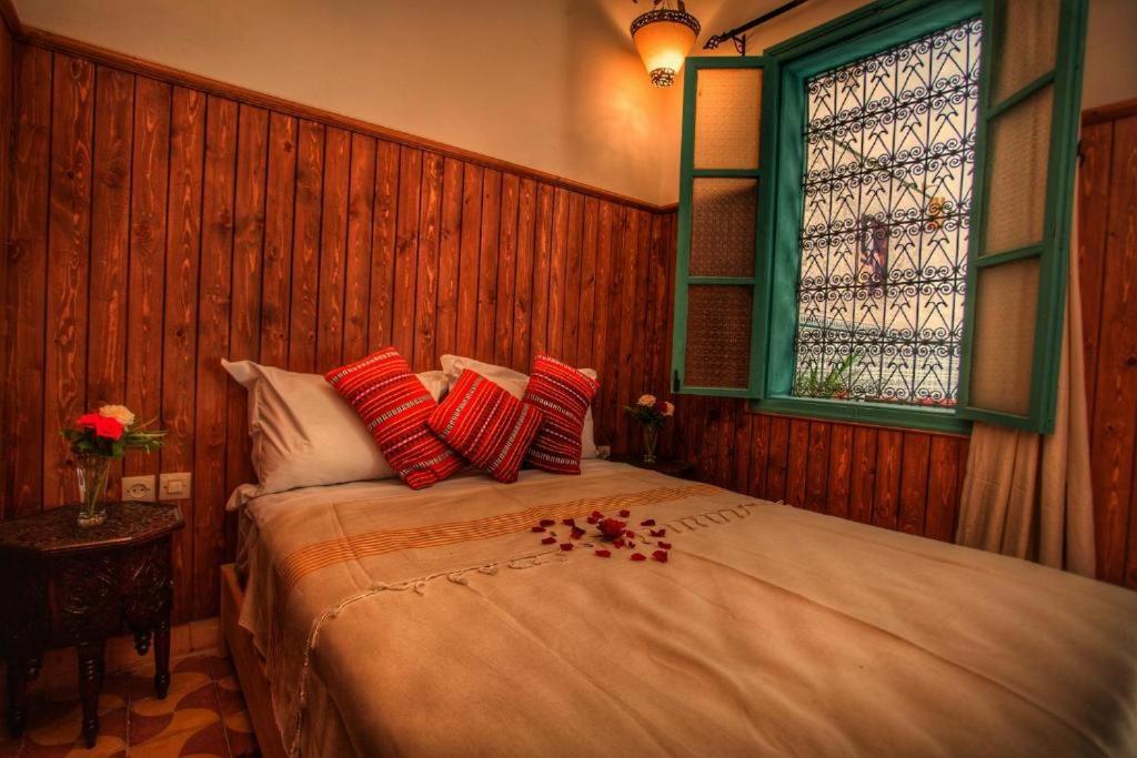 Guest house 111 & 2*