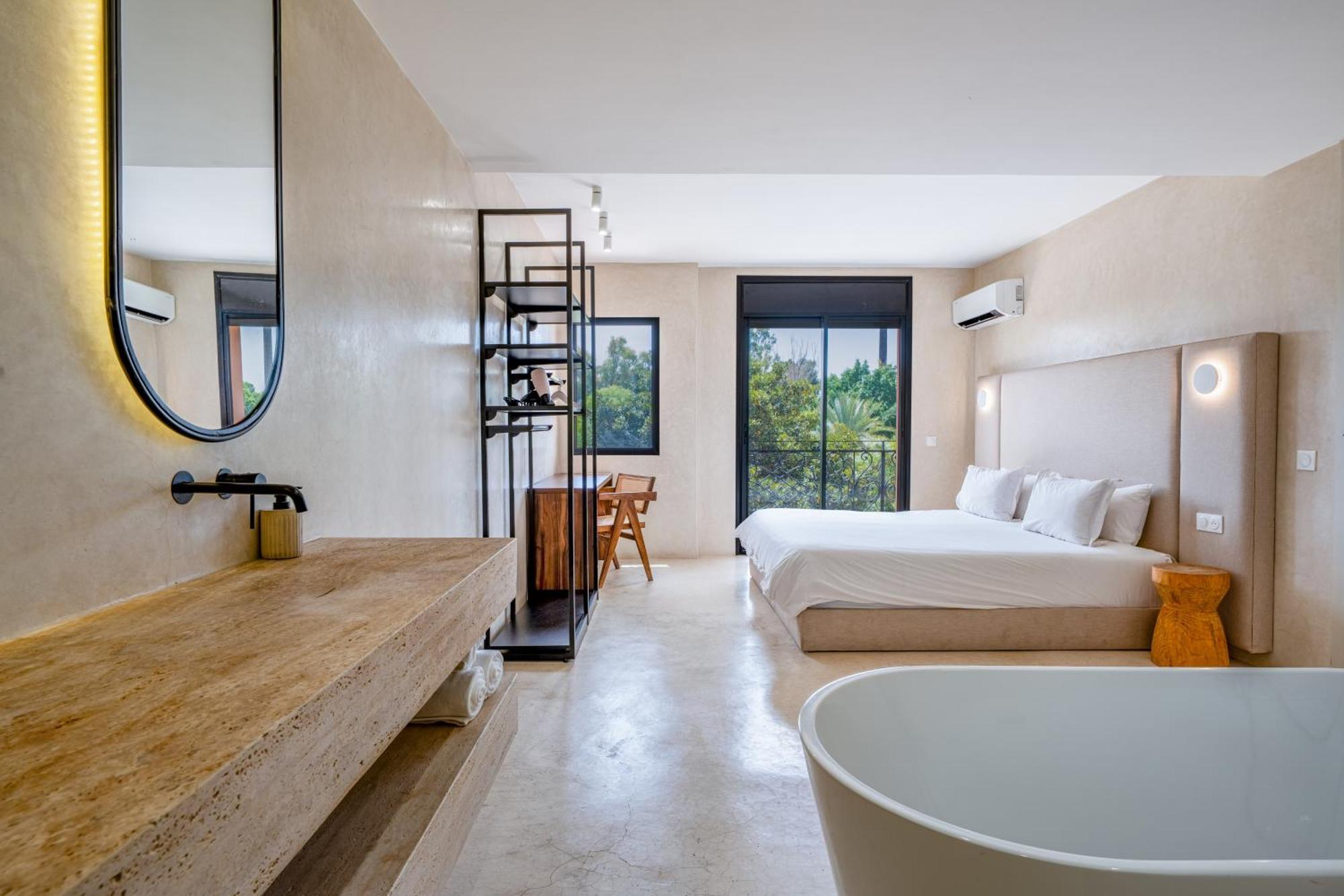 Garden View Apartment *