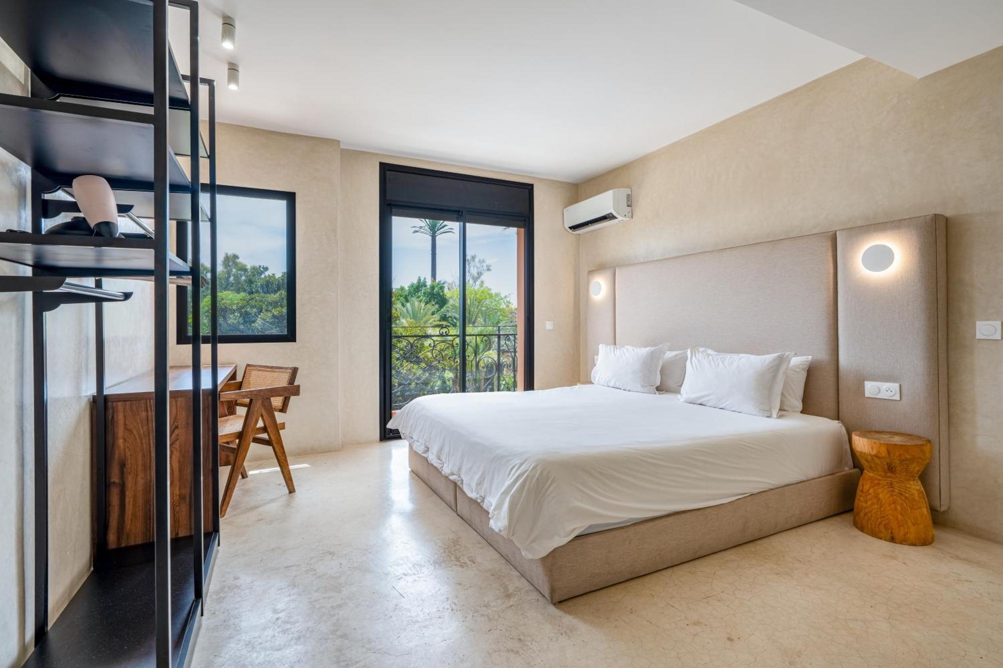Garden View Apartment *