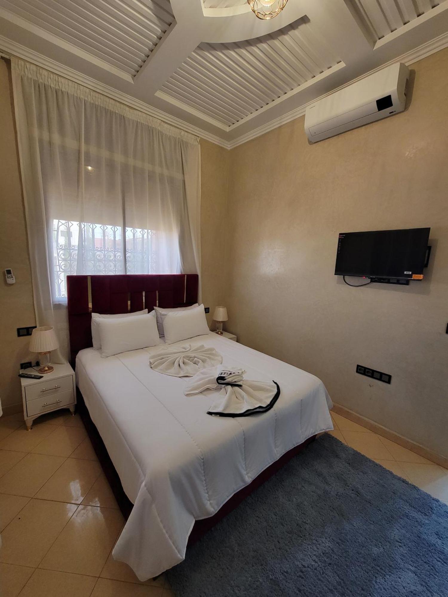Villa Marrakech Rimass - 7 Chambres Dont 6 Suites Luxe, Piscine Privee & Jardins *