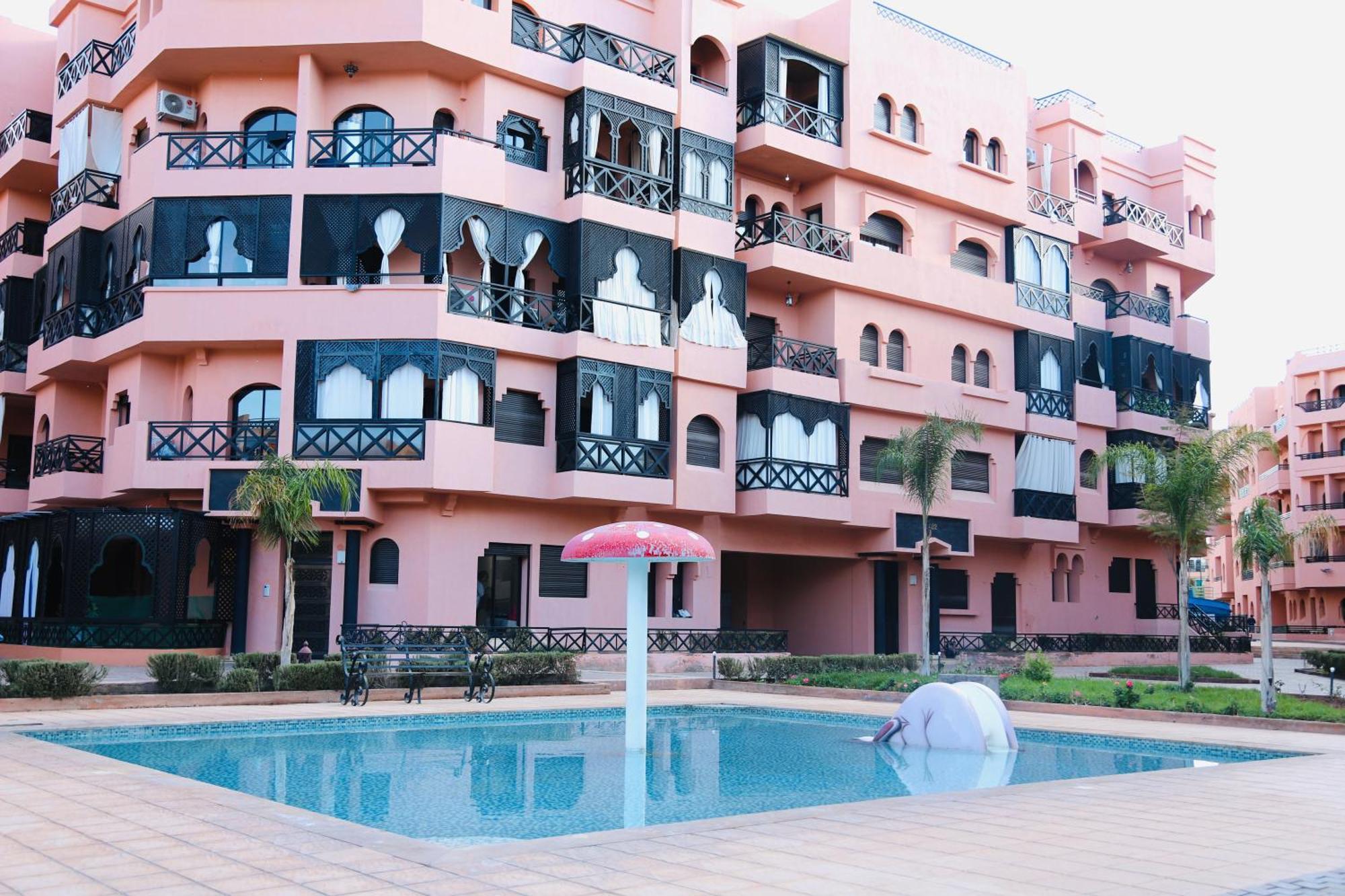 Charming In A Tourist Village Premium Village Apartment