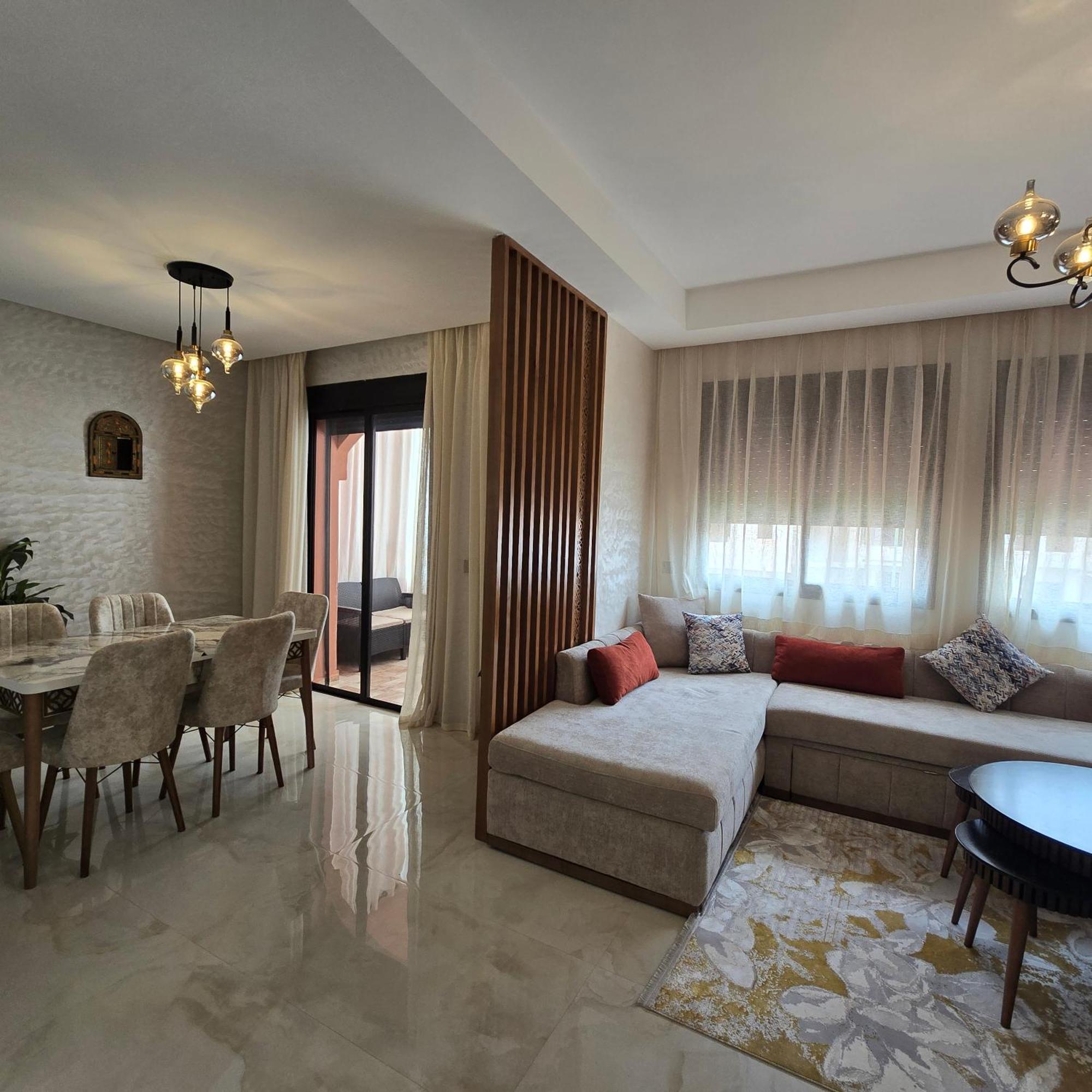 Luxury Premium With 5 Pools And Garden Apartment