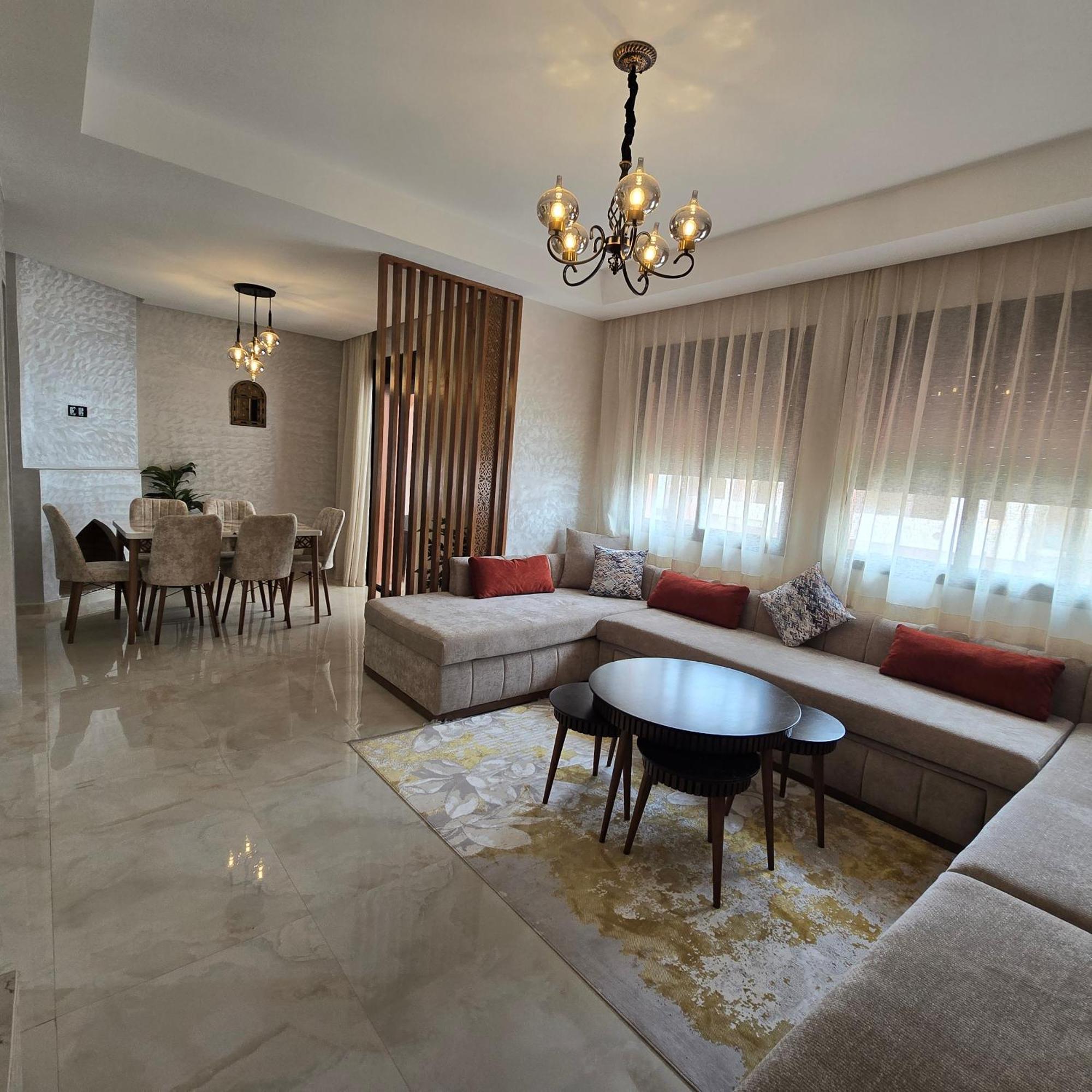 Luxury Premium With 5 Pools And Garden Apartment *