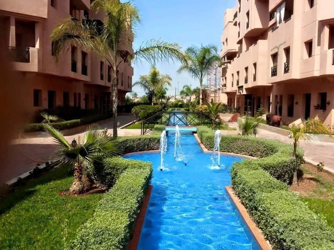 Luxury Premium With 5 Pools And Garden Apartment