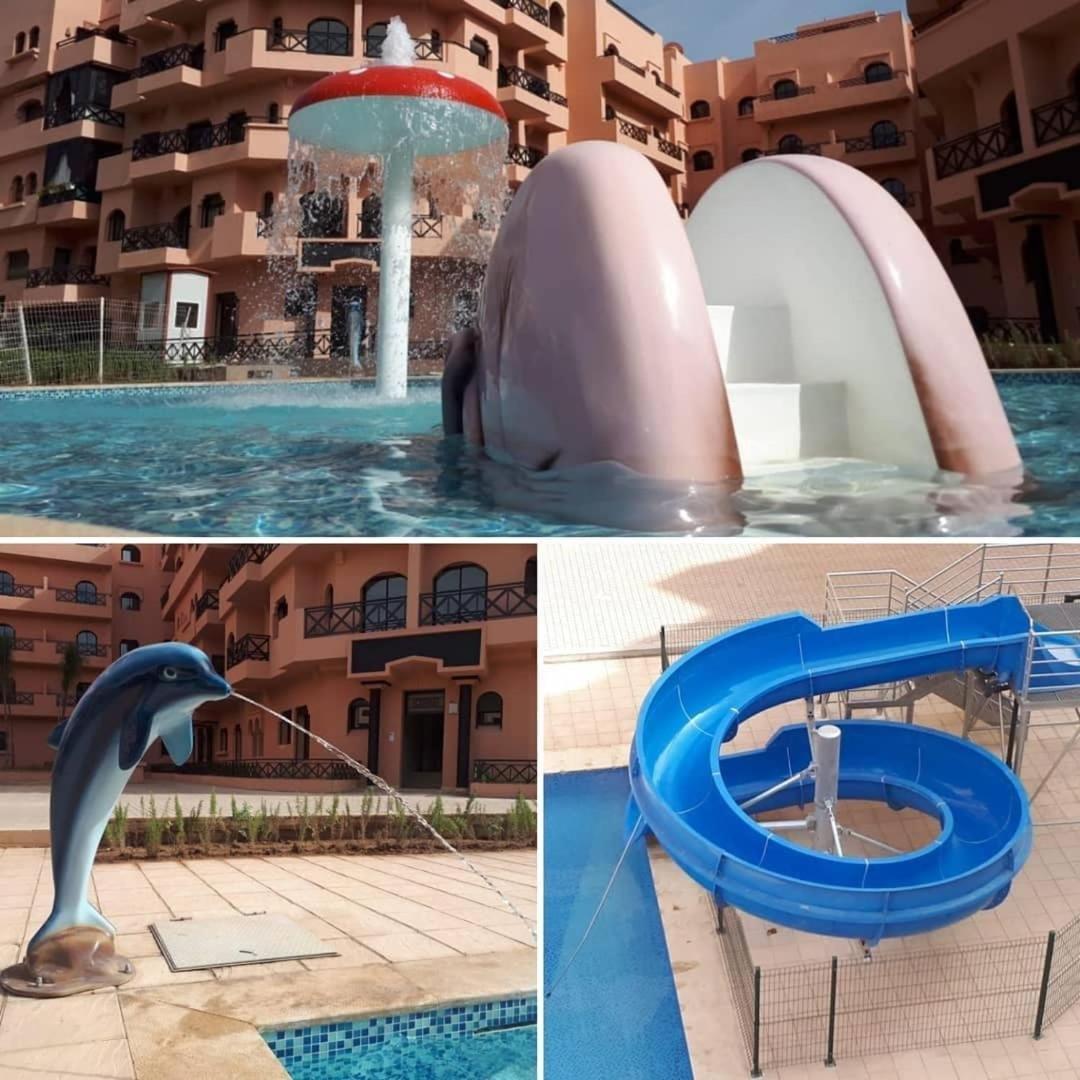 Apartment Luxury Premium With 5 Pools And Garden