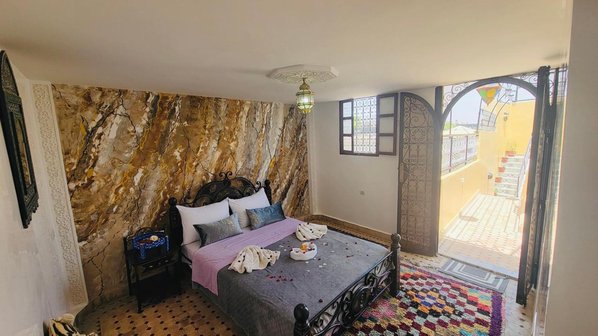 Layla Rouge Guest house