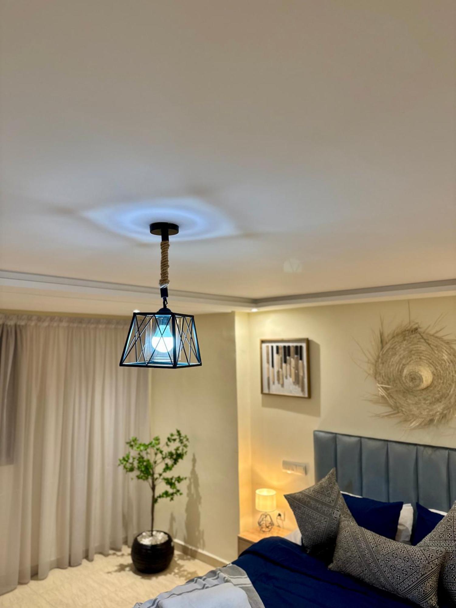 The Cosy Duplex With Gym Access & Near Mall, Palooza Apartment *
