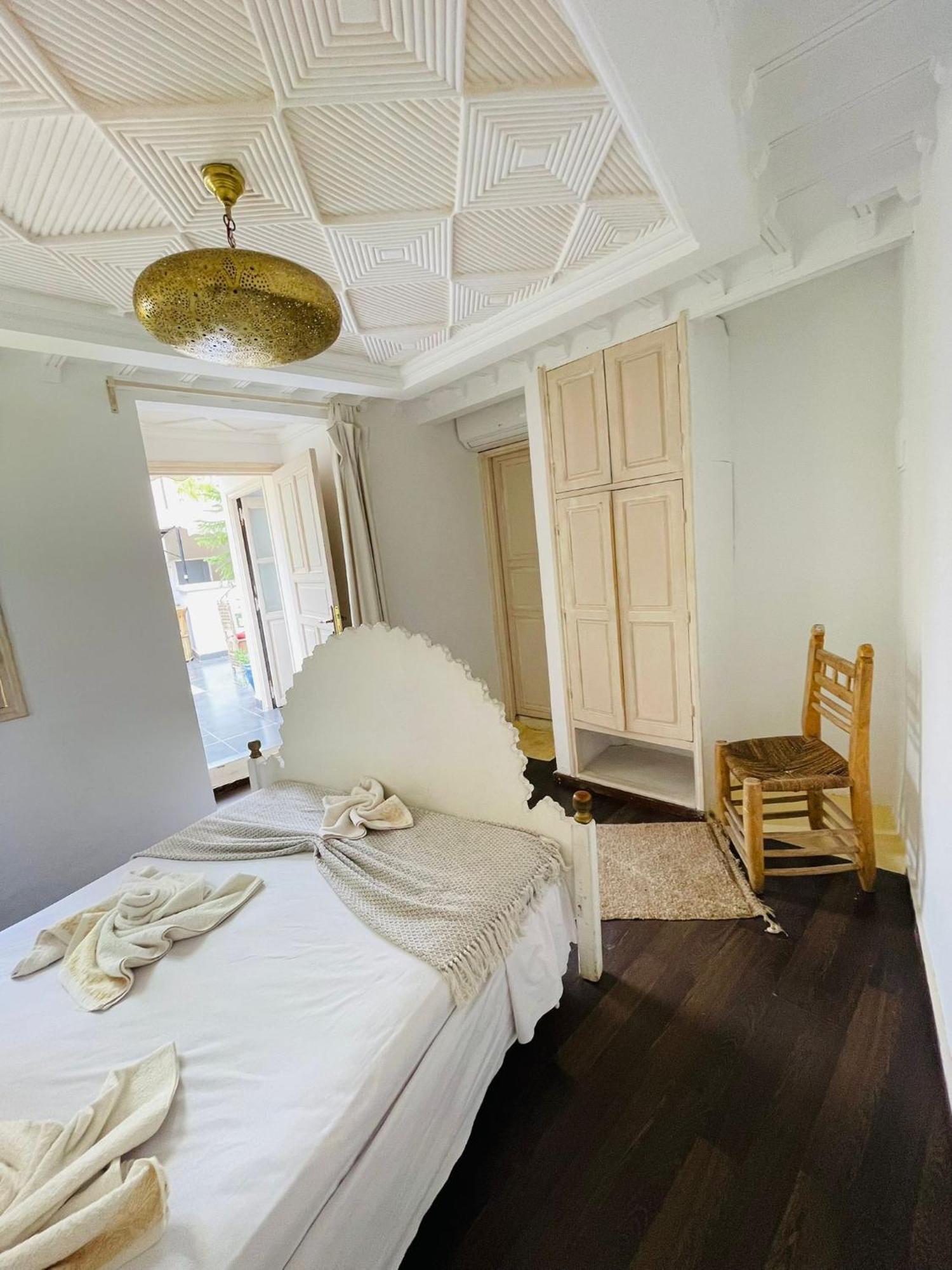 Diamant La Rouge Riad 2*