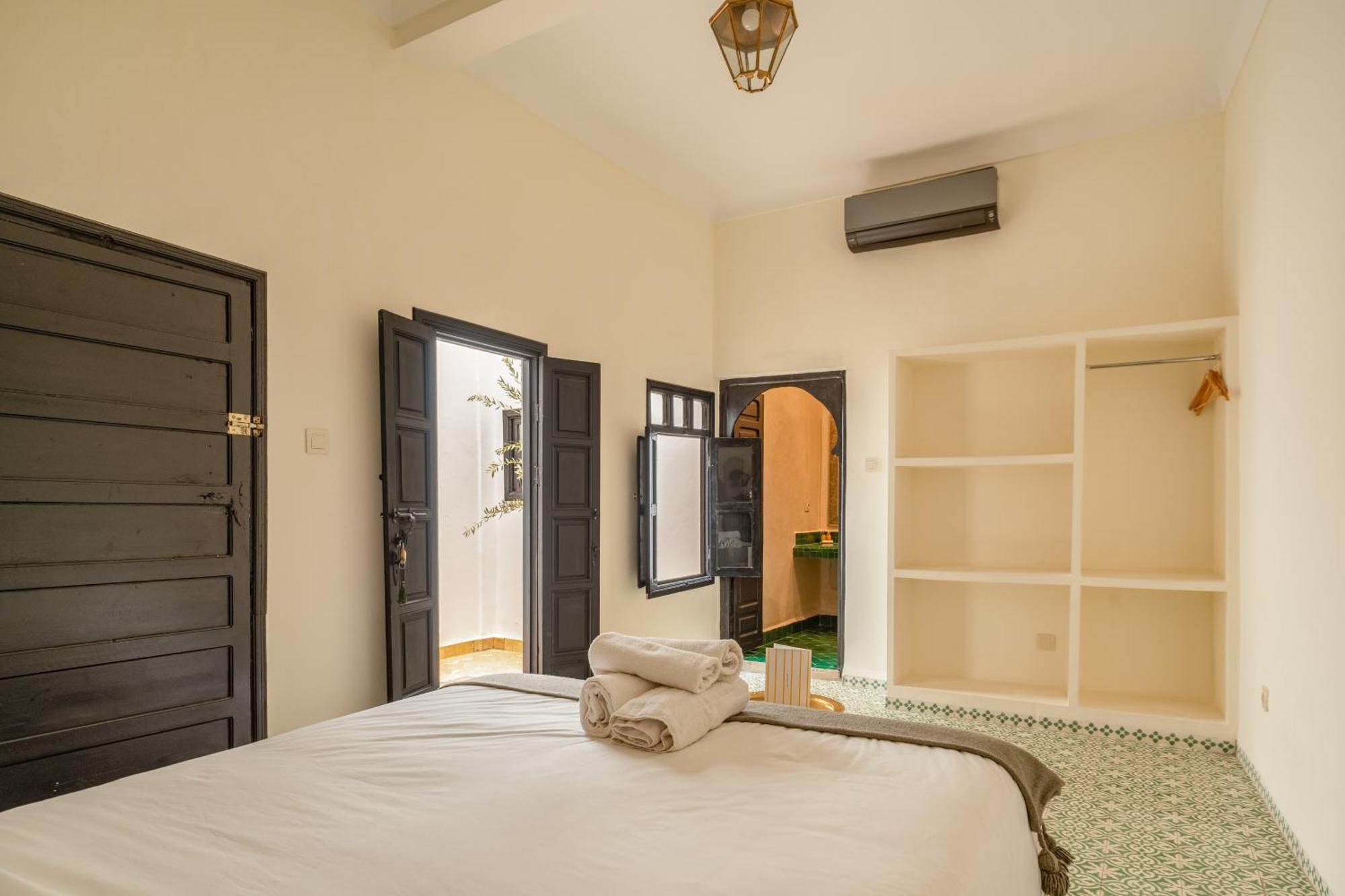 Akasia Riad