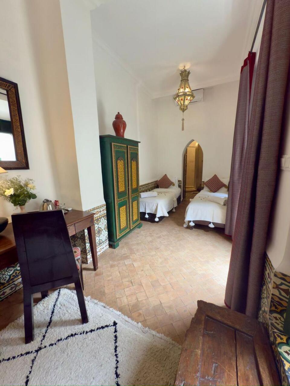 Al Karama Guest house