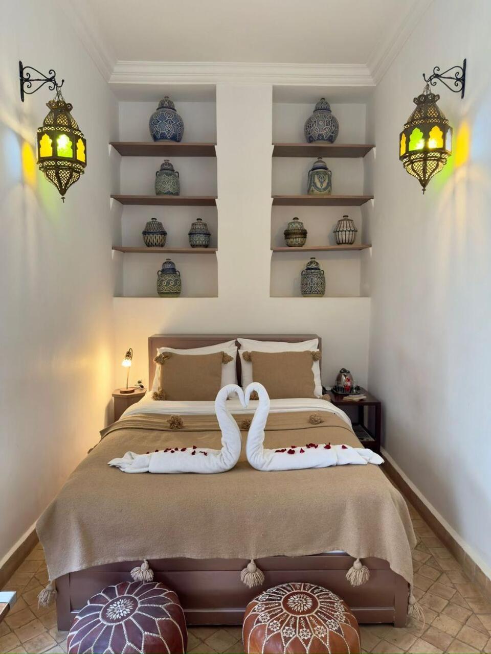 Al Karama Guest house