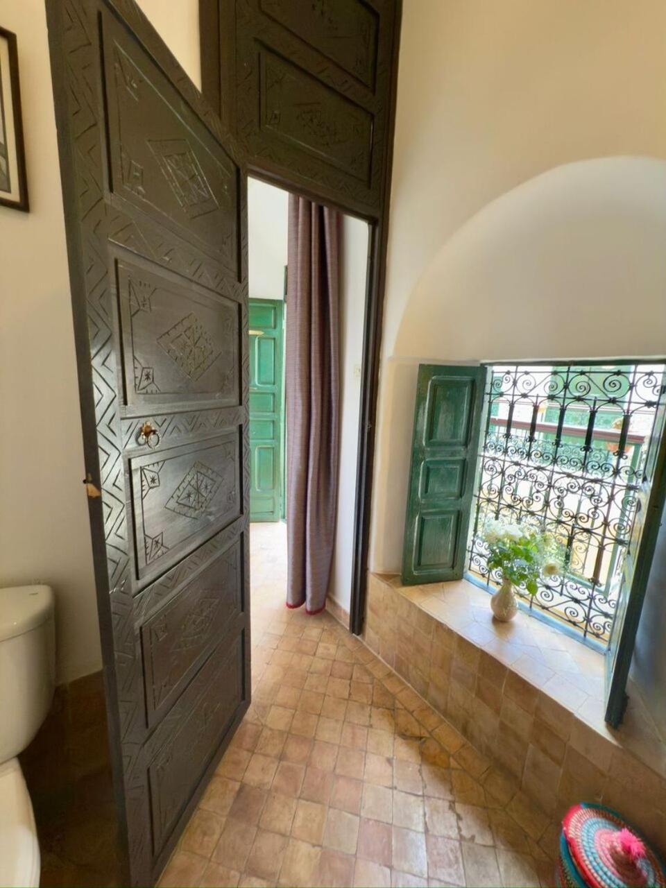 Al Karama Guest house 3*