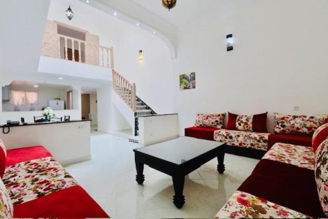 Holiday home Full Pool Terrasse Alqaria Assiyahiya *