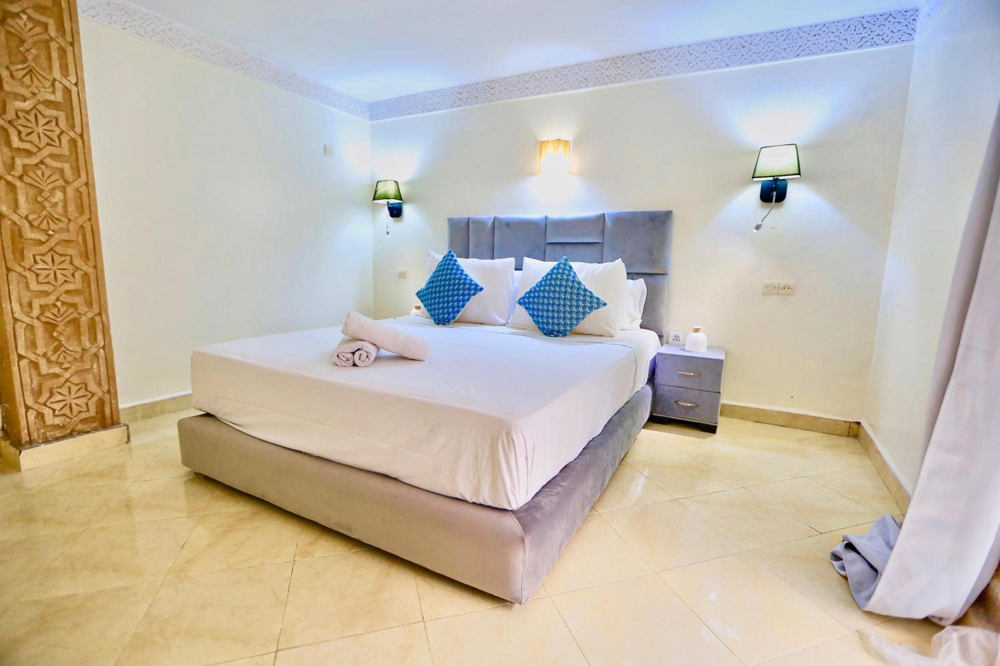Full Pool Terrasse Alqaria Assiyahiya *