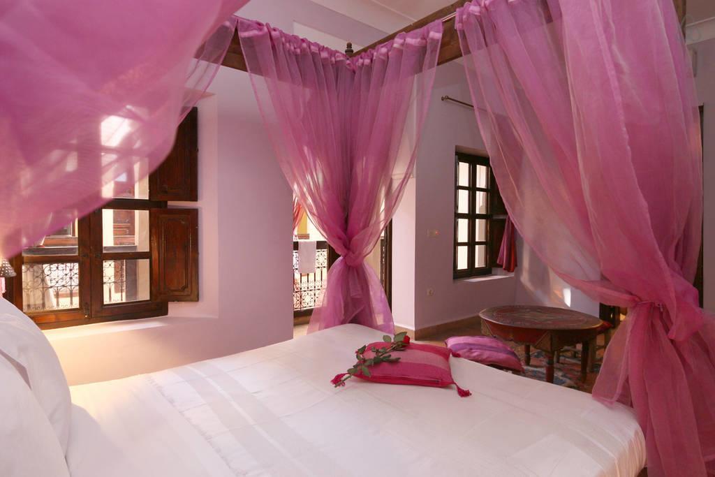 Araba Felice Bed & Breakfast 3*