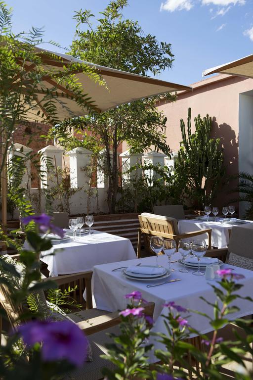 Dar Alfarah Riad