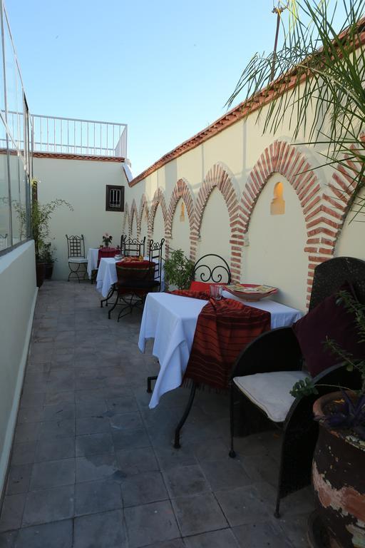 Riad Samira & 3*