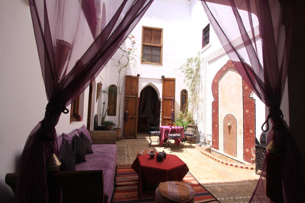 Riad Samira &