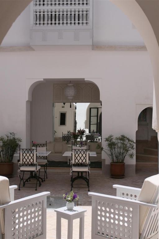 Chi-chi Marrakesh