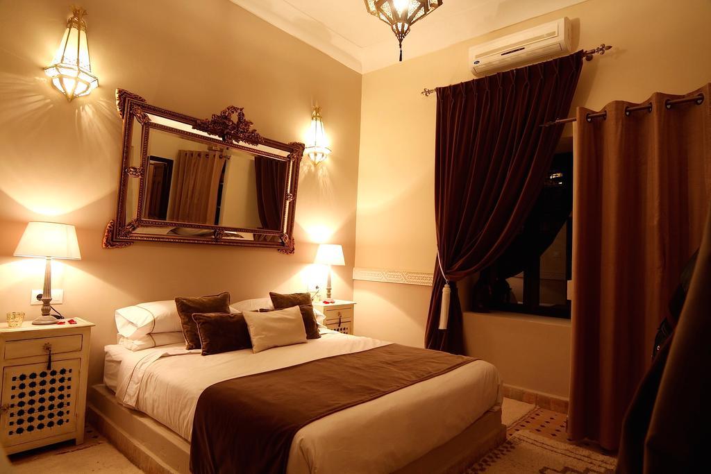 Jona Riad 4*