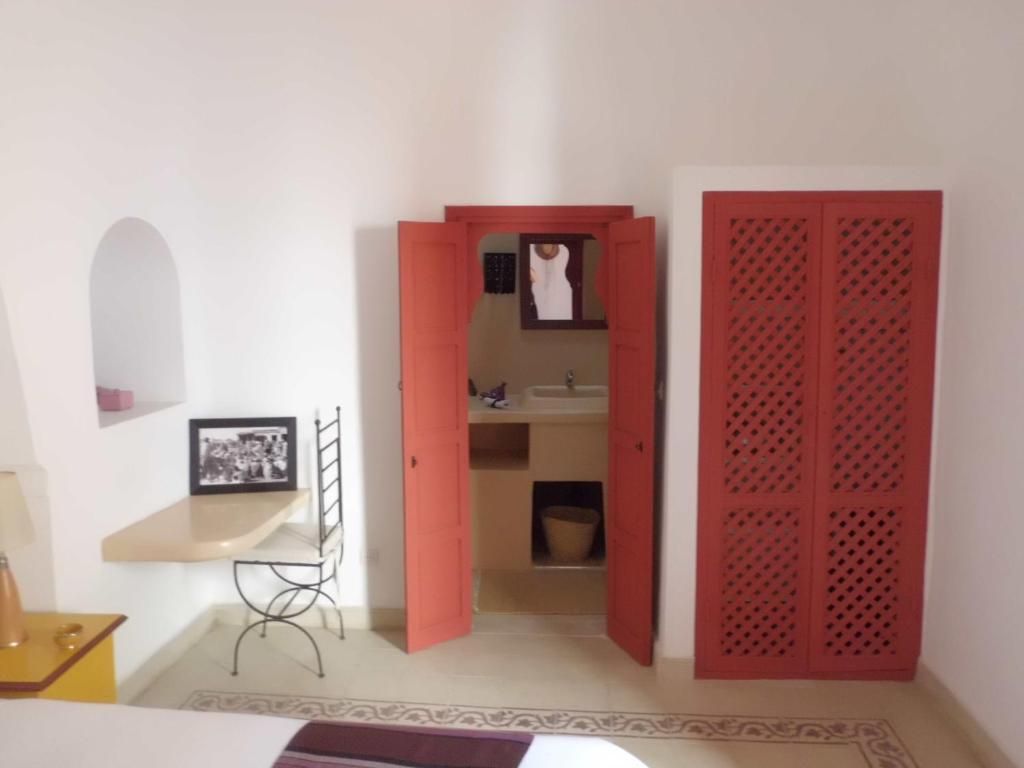 Hotel La Casa 3*