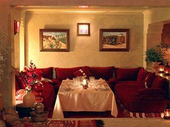 Couette-café Jnane Leila 4*