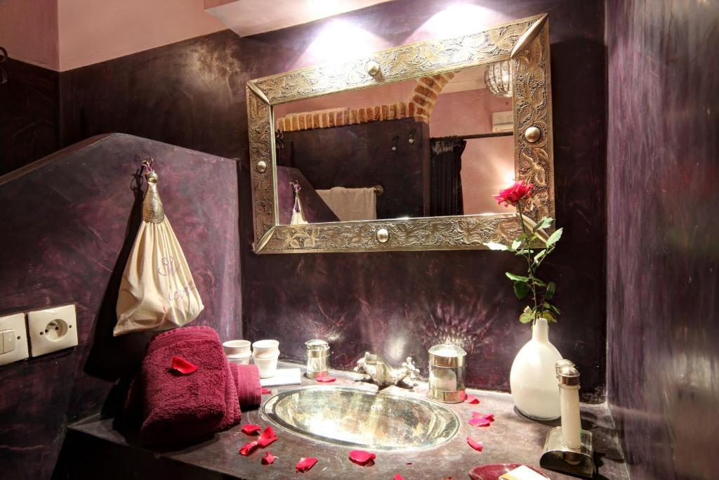 Riad Jona