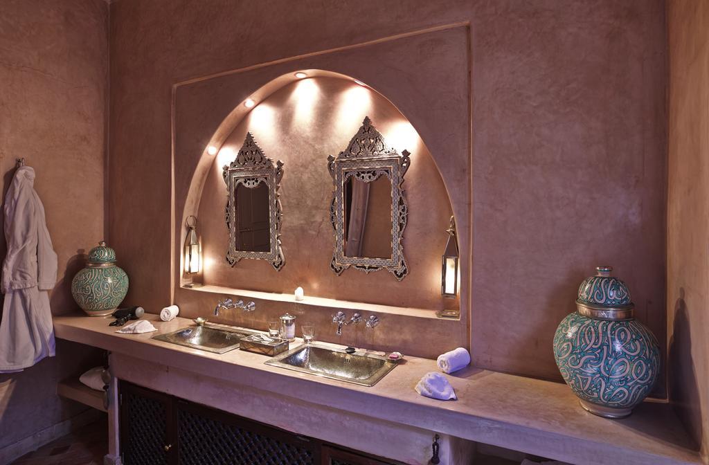 Noir D'ivoire Riad