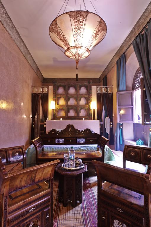 Noir D'ivoire Riad