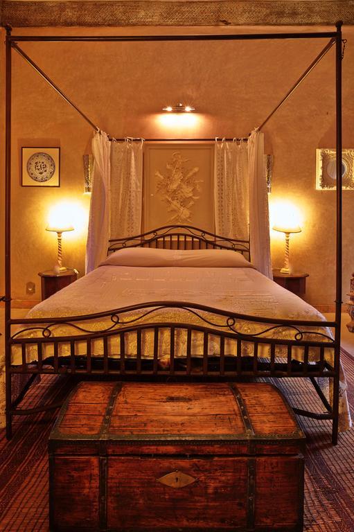 Noir D'ivoire Riad