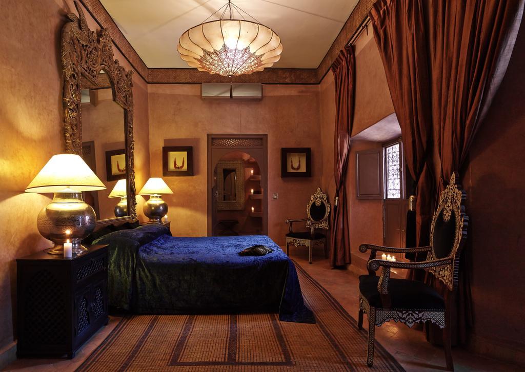 Noir D'ivoire Riad