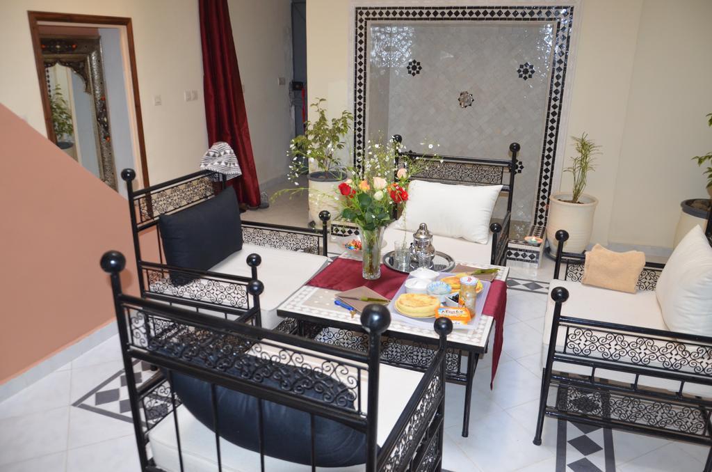 Ryad Ayad Guest house *
