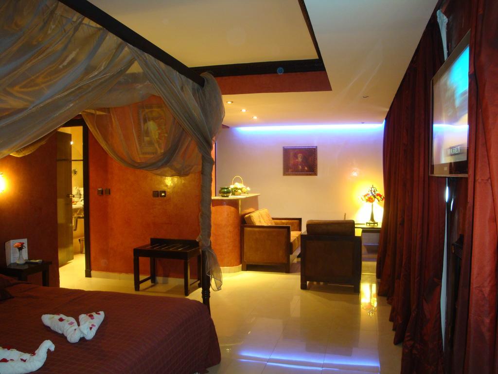 Hotel Imperial Plaza & 4*