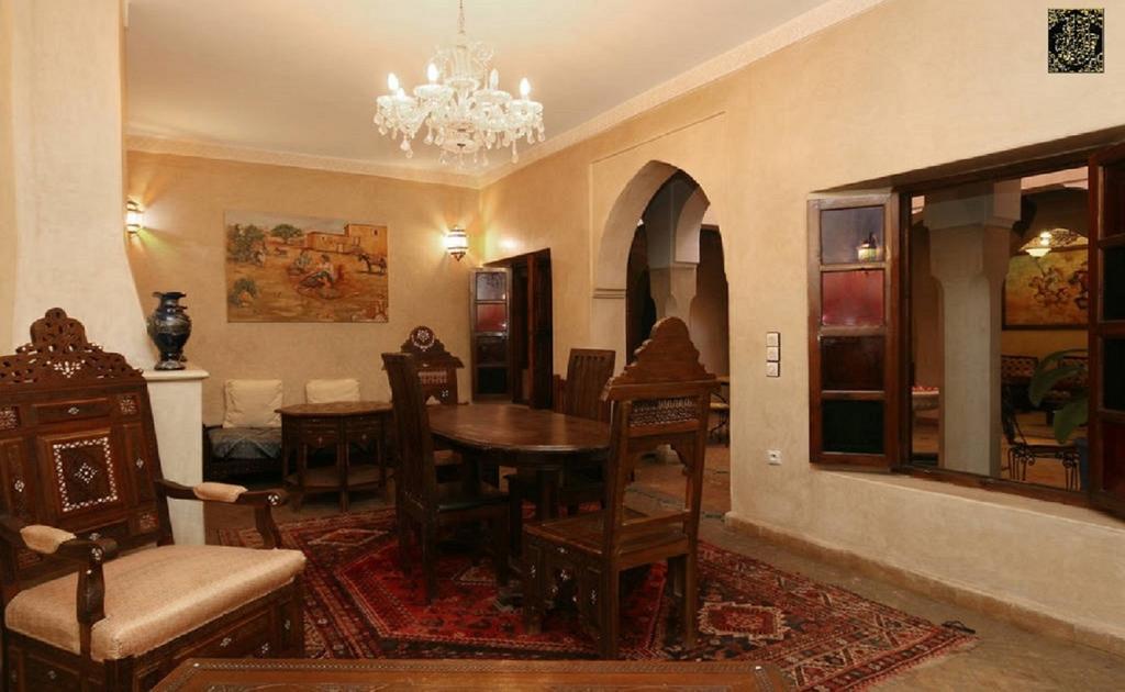 Araba Felice Bed & Breakfast 3*