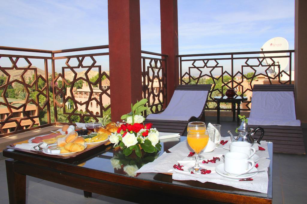 Hotel Imperial Plaza & 4*