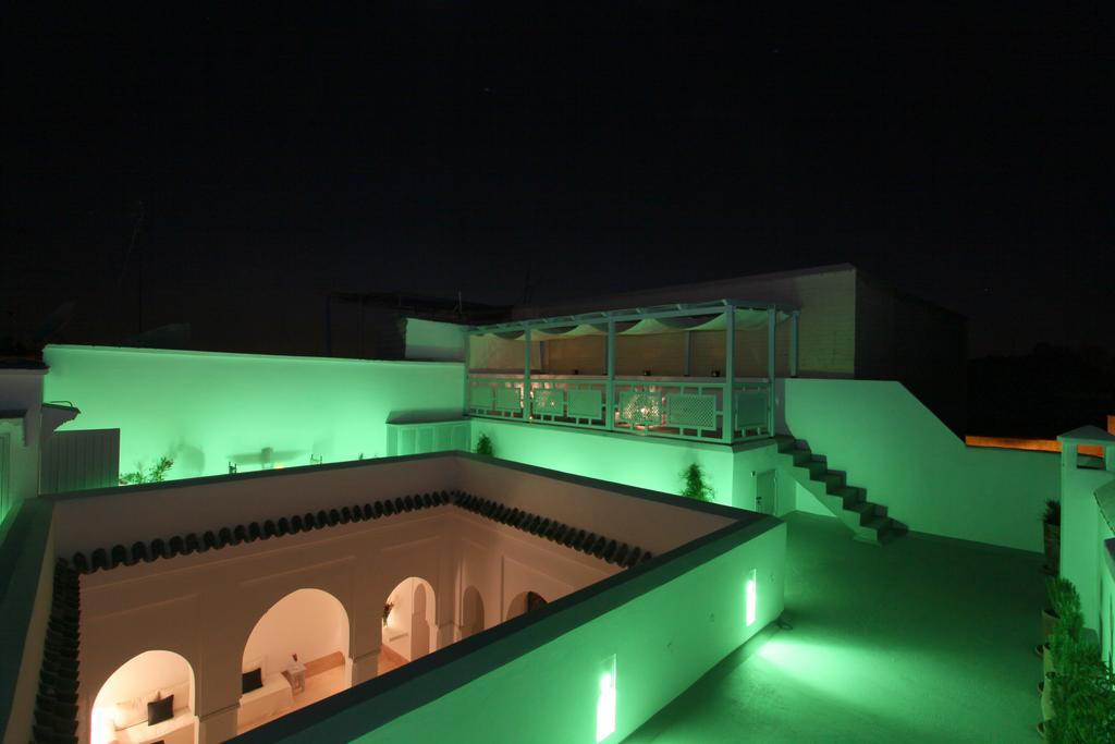 Chi-chi Marrakesh