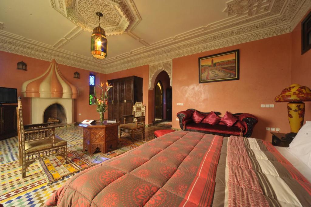 Twama Hotel