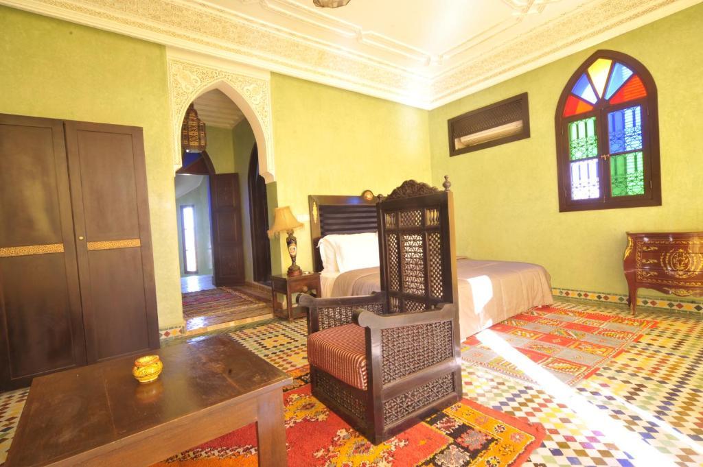 Hotel Twama 2*