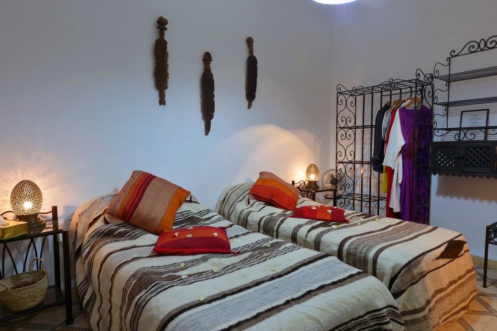 Guest house Dar Khmissa Riad & Spa 3*