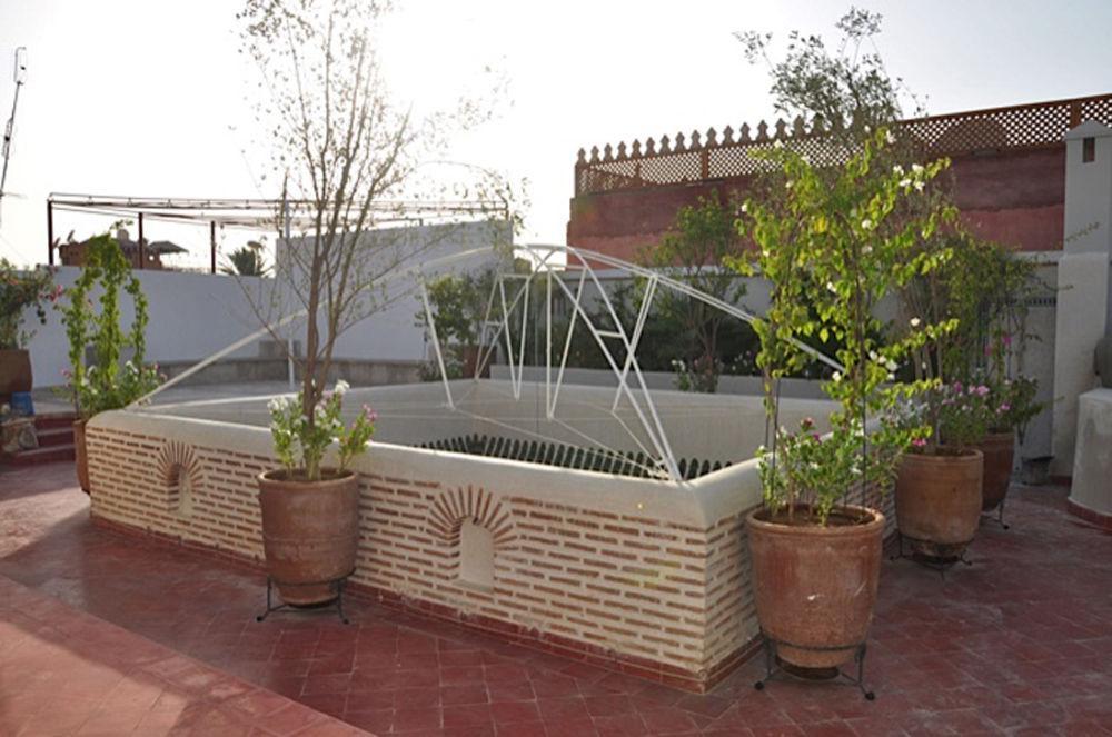 Mirage Guest house 3*